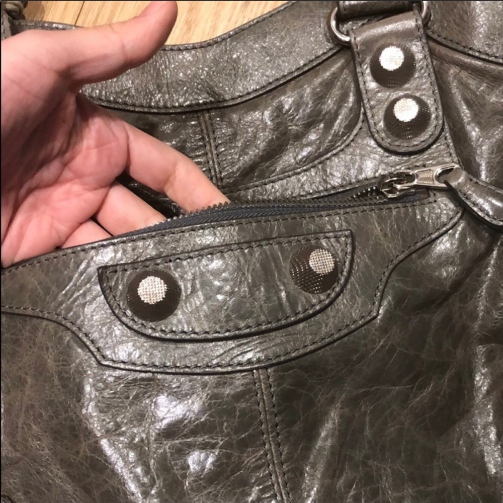 Balenciaga Grey like Miley Cyrus.